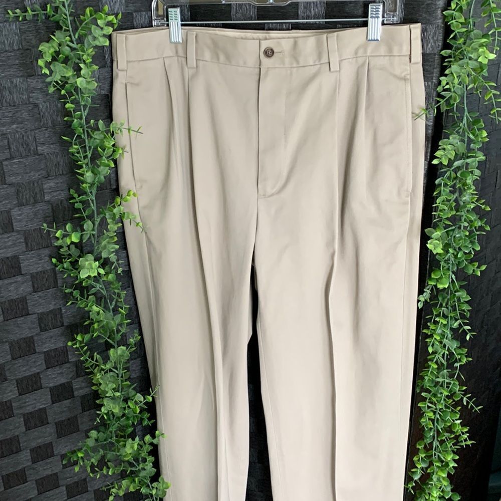 Brooks Brothers size 35/34 cuffed kahki pants
